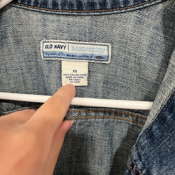 Old Navy Jean Jacket - Picture 4 of 4